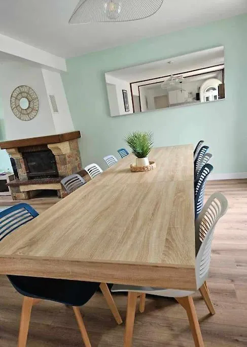 Maison Familiale Les 3 Commeres Pleuven Holiday home